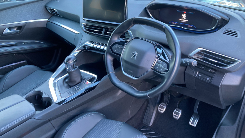 Peugeot 5008 1.2 PureTech Allure Premium+ 5dr Petrol Estate